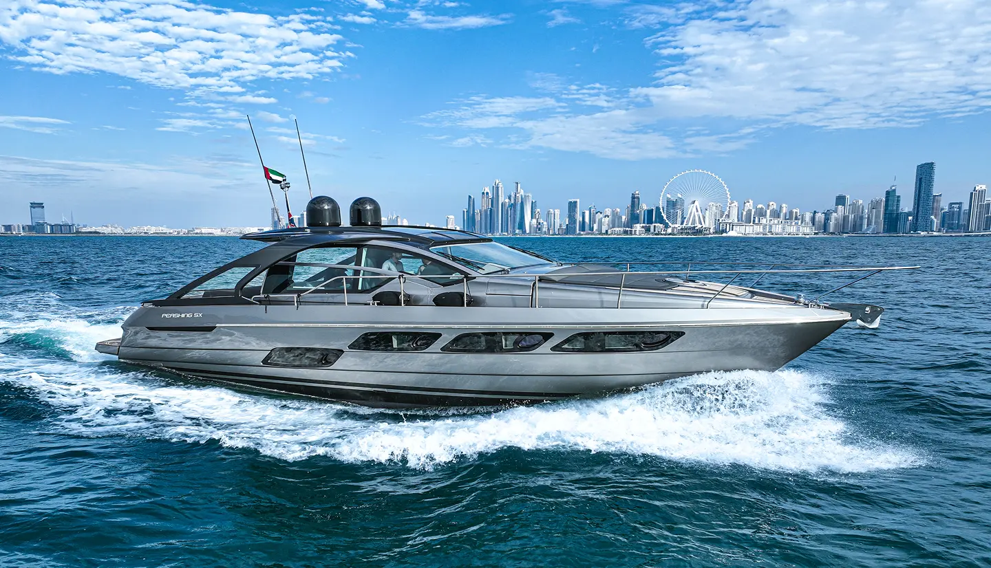 pershing-5x-gray-banner